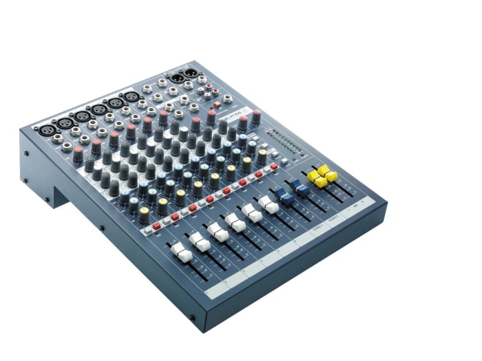 Soundcraft EPM 8 - 8 Mono + 2 Stereo Audio Console